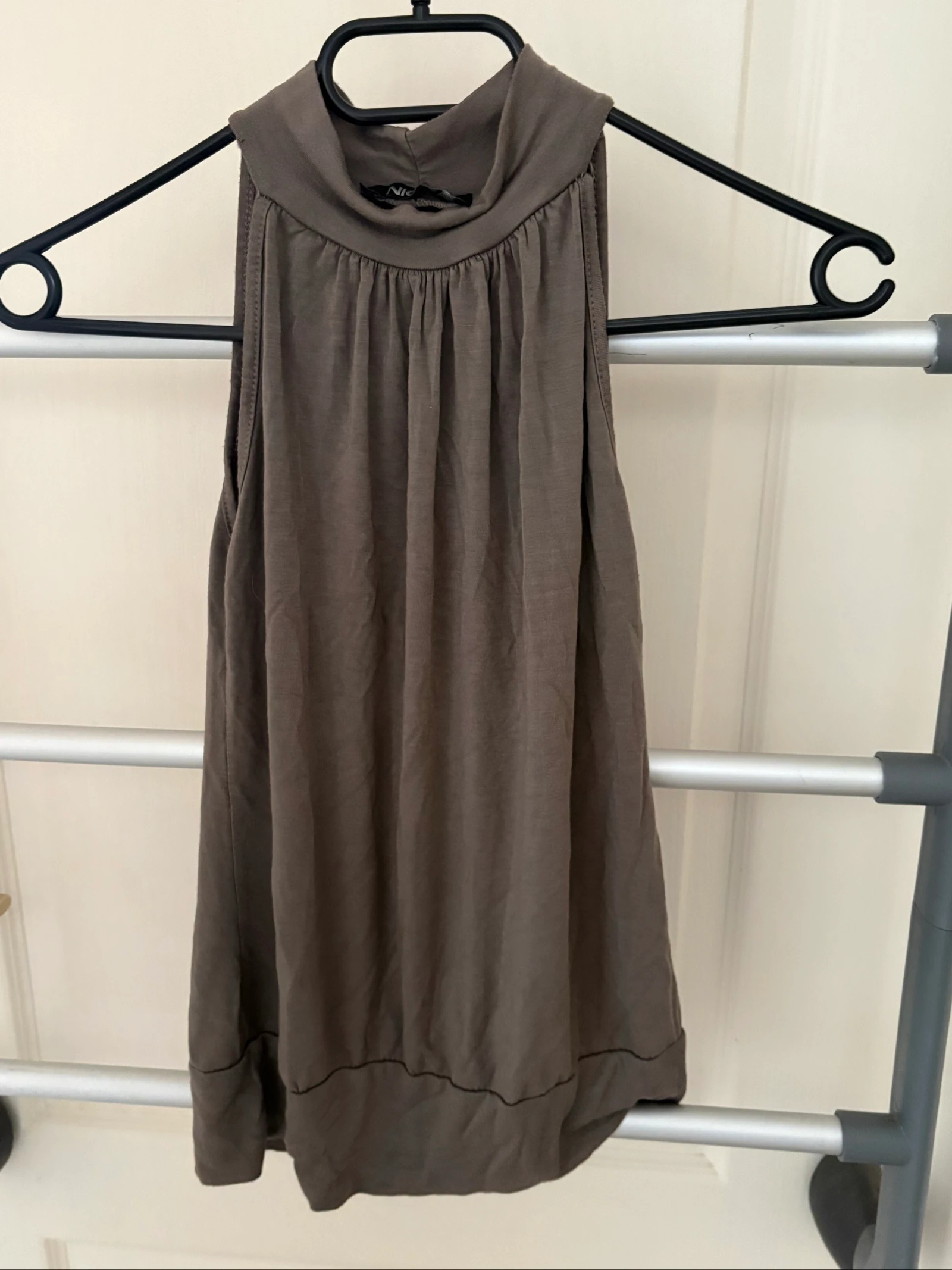 Top sin mangas - Talla XS – photo 2